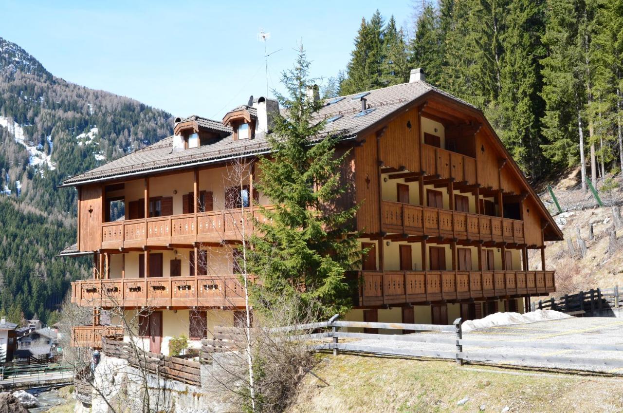 Casa Del Bosco Daire Canazei Dış mekan fotoğraf